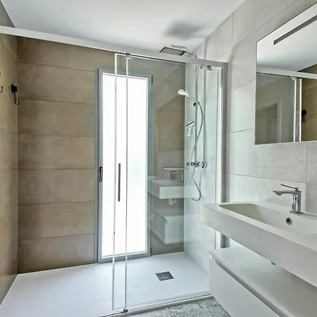 Family House With Private Pool Holiday home