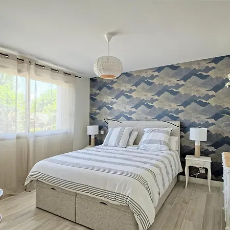 Family House With Private Pool Holiday home *